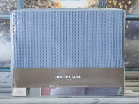 Вафельное пике - покрывало Marie Claire c наволочками голубое