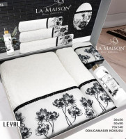 Набір рушників La Maison Leyal з 3 шт. 30х50 см+ 50х90 см +70x140 см з парфумом