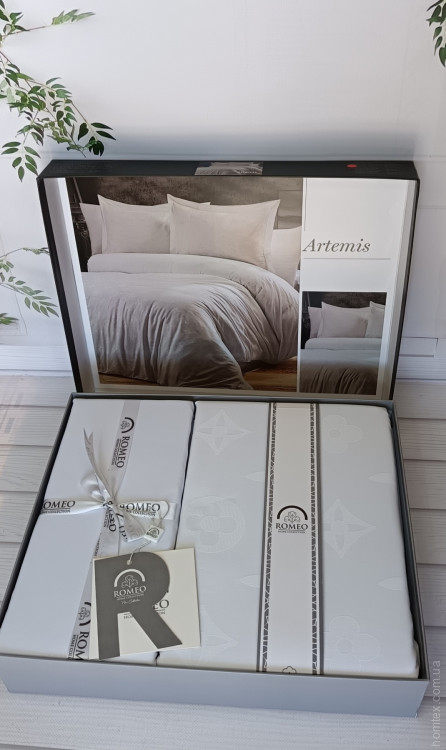 Постельное белье Romeo Home сатин - жаккард Artemis евро