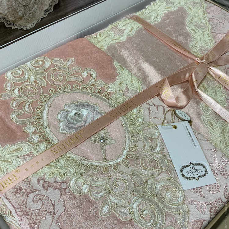 Покрывало Naturel Gizem Pudra 240x260 см с простынью и наволочками