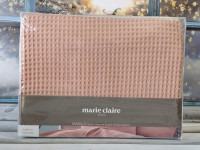 Вафельне піке - покривало Marie Claire c наволочками персикове