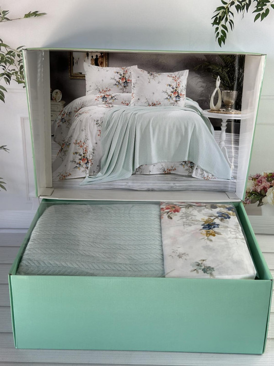 Постільна білизна з піке - покривалом Romeo Home м'ятне євро