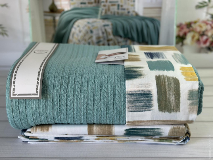 Постельное белье с пике - покрывалом Romeo Home изумрудное евро