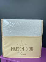 Махровое постельное белье Maison Dor молочное Сердечки с простынью на резинке евро Махровое постельное белье Maison Dor молочное Сердечки с простынью на резинке евро