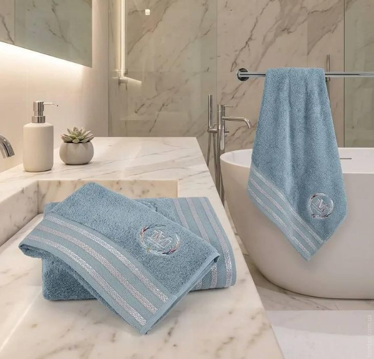 Набор полотенец Maison D'or Delon blue Полоса светлая из 3-х штук 30x50 см+ 50x100 см+ 70x140 см Набор полотенец Maison D'or Delon blue Полоса светлая из 3-х штук 30x50 см+ 50x100 см+ 70x140 см