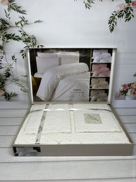 Постельное белье с кружевом Velora Home Sermel krem евро