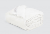 Одеяло IGLEN антиаллергенное в теплосберегающей микрофибре  160х215 см.