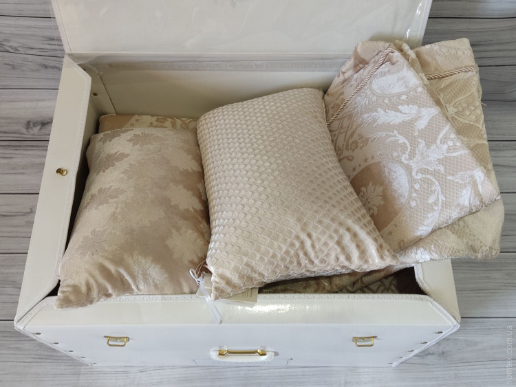 Покрывало Pepper home Julie pembe 270х260 см