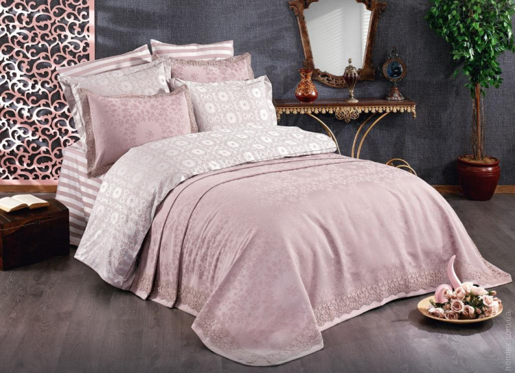 Покрывало жаккардовое с кружевом Finezza Home Delux pudra 250x260  см  с наволочками 50х70 см пудра