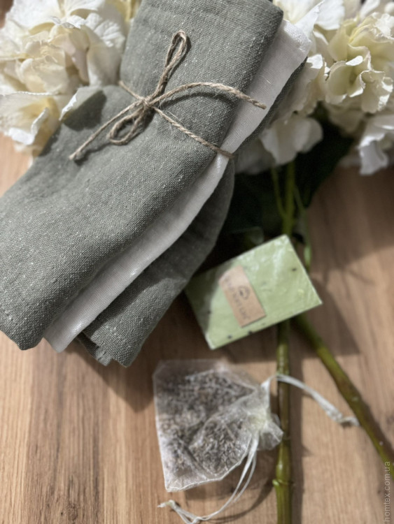 Подарочный набор Gold Soft Life Полотенца 40×60 см из 3-х шт. + мыло + мешок с лавандой, модель 3
