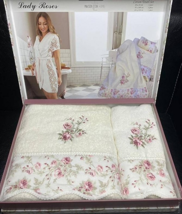 Набор махровых полотенец Maison D'or Lady Roses молочные из 3-х штук
