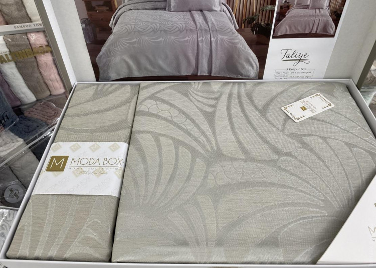 Покривало жакардове Moda Box Taliye 240x260 см сіре з наволочками