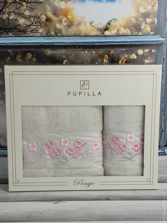 Набор махровых полотенец Pupilla из 2-х штук 50х90 см + 70х140 см с 3Д вышивкой, молочный с вышитыми розовыми цветами (модель 34)