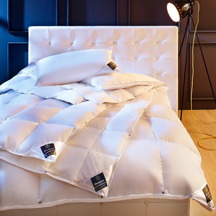Одеяло Brinkhaus CHALET LIGHT DUVET 100% пух 650 г 200x220 см