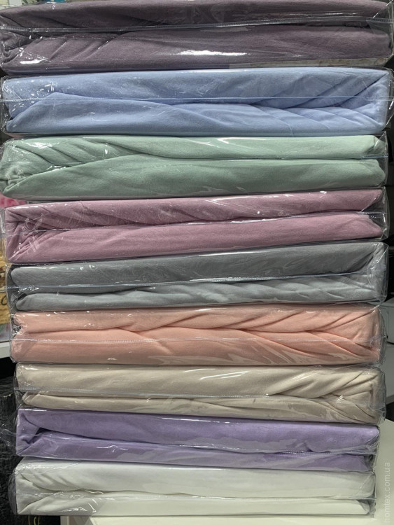 Трикотажне простирадло на резинці Gold Soft Life 90x200+25 см, персиковий Трикотажне простирадло на резинці Gold Soft Life 90x200+25 см, персиковий