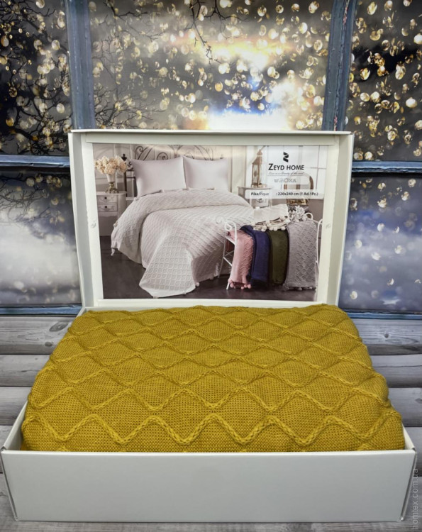 Вязаный плед - покрывало Zeyd Home с помпонами 220x240 см горчичный