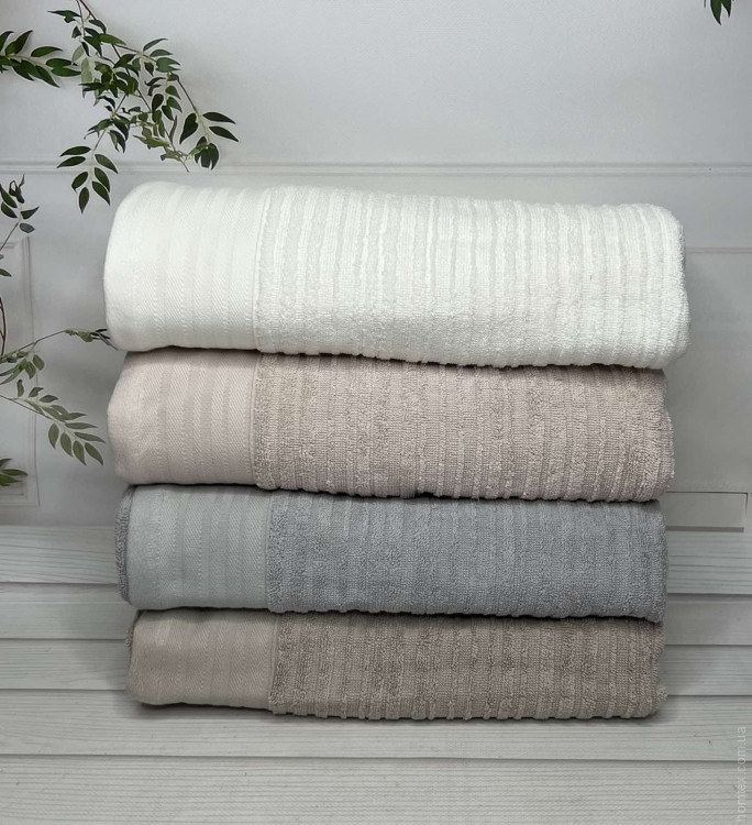 Набор махровых полотенец Velora Home из 4 шт. 70х140 см, модель 6 Набор махровых полотенец Velora Home из 4 шт. 70х140 см, модель 6
