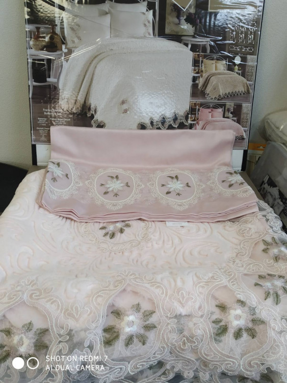 Покривало Naturel Rose pudra 240x260 см з простирадлом та наволочками 