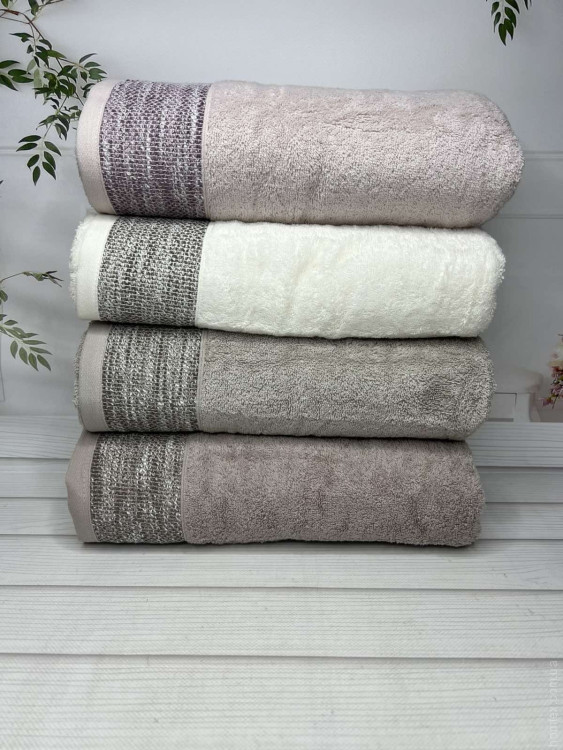 Набор махровых полотенец Velora Home из 4 шт. 70х140 см, модель 7 Набор махровых полотенец Velora Home из 4 шт. 70х140 см, модель 7