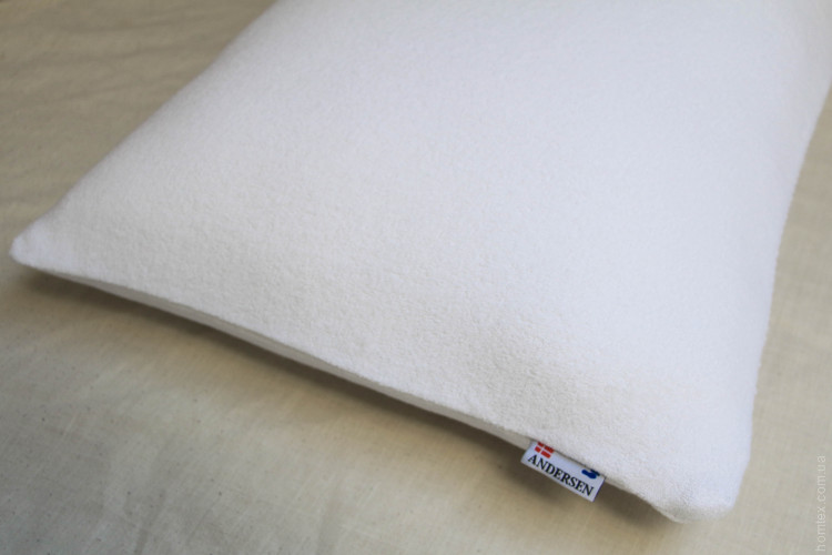 Подушка с памятью Andersen Vilena Danish Standard 45x65x12,5 см средняя