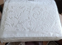 Простирадло махрове Uniko crown home 200x230 см Вензель молочна