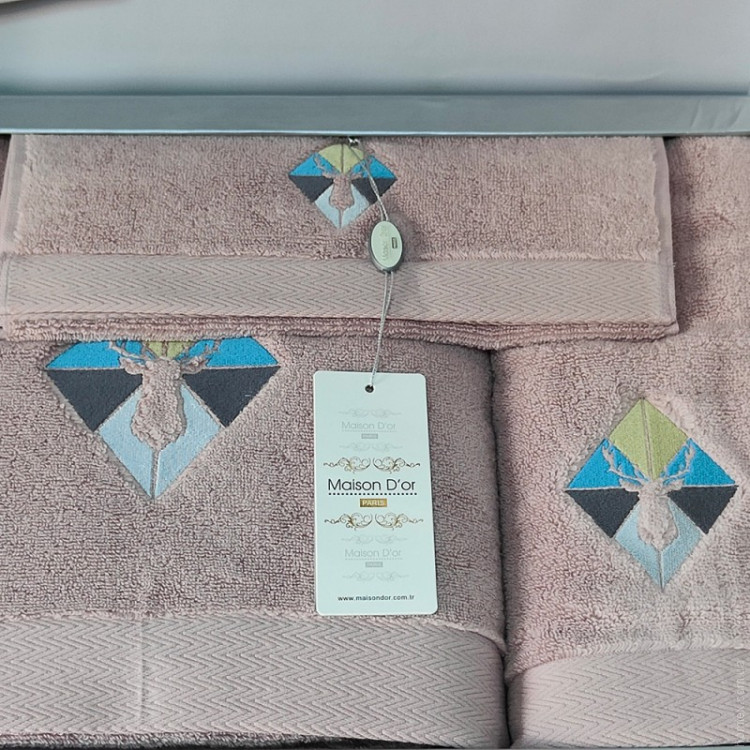 Набір рушників Maison D'or CERFY TOWEL SET LILAC з 3-х шт (30x50 см, 50x100 см, 85x150 см)