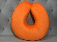 Подушка ErgoFoam ортопедическая рогалик, с эффектом памяти оранжевая 27х32 см