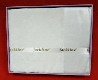 Скатерть Jackline Damascus White 5699-9 160x220 см