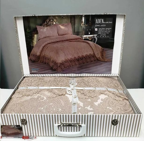 Покрывало жаккардовое с кружевом 260x260 см KC Home Aden Sonil Laced Cappucino