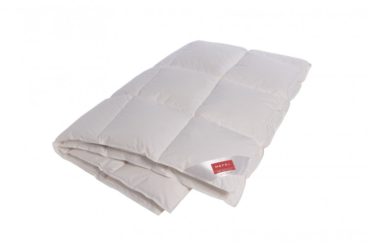 Одеяло пуховое Hefel Mont Blanc 90/10 (GD) Всесезонное 200x220 см