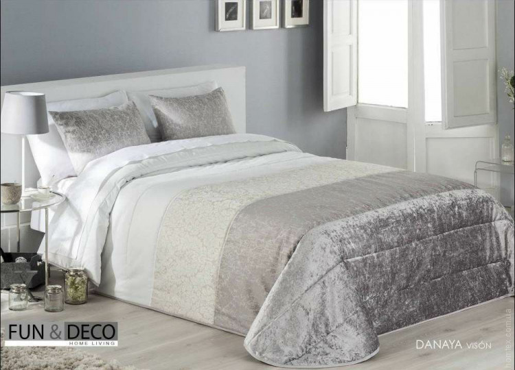 Покрывало Antilo Danaya beig 250x270 см c наволочками 
