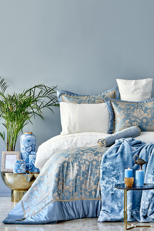 Набор постельное белье с пледом и покрывалом  Karaca Home Les Roses mavi 2019-2 голубой евро