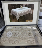 Скатерть льняная с кружевом Maison Royale Meva 160x220 см