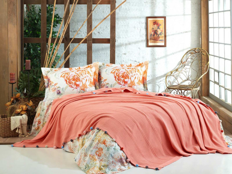 Покрывало - пике Dantela Vita 220x245 см коралловое с помпонами