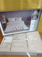 Покривало жакардове Moda Box Melisa 240x260 см з наволочками бежеве