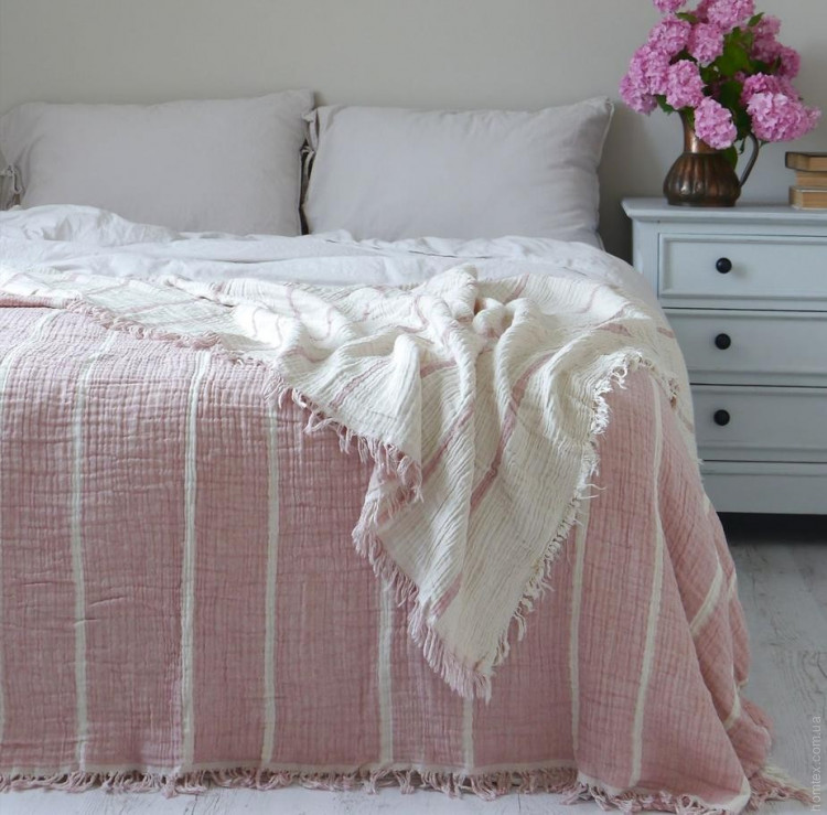 Муслиновое покрывало La Modno Pearl Pink 220x240 см