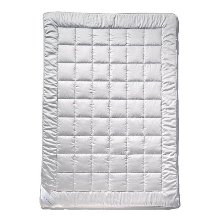 Одеяло Billerbeck Diadem Superlight 650 гр. 155x220 см
