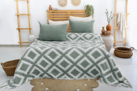 Покрывало муслиновое Saheser Sonia Green 240x260 см с наволочками