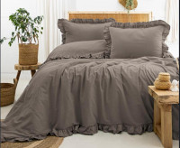 Постільна білизна варена бавовна з рюшами Saheser Saloni kahve 200х220 см