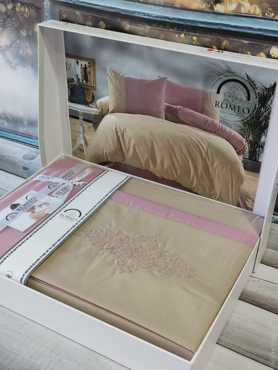 Постільна білизна Romeo Home з вишивкою, модель 3, євро