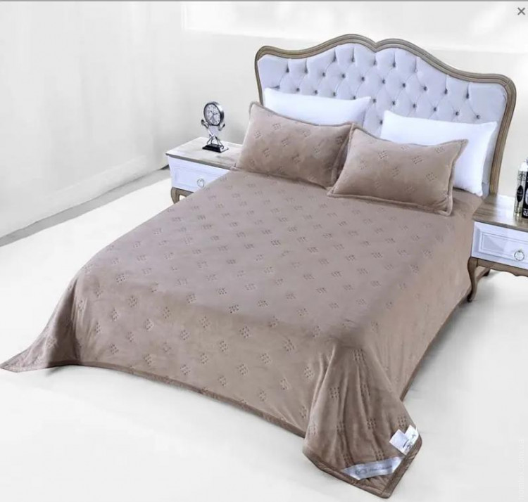 Покрывало велюровое Home textile Точки 200х230 см капучино