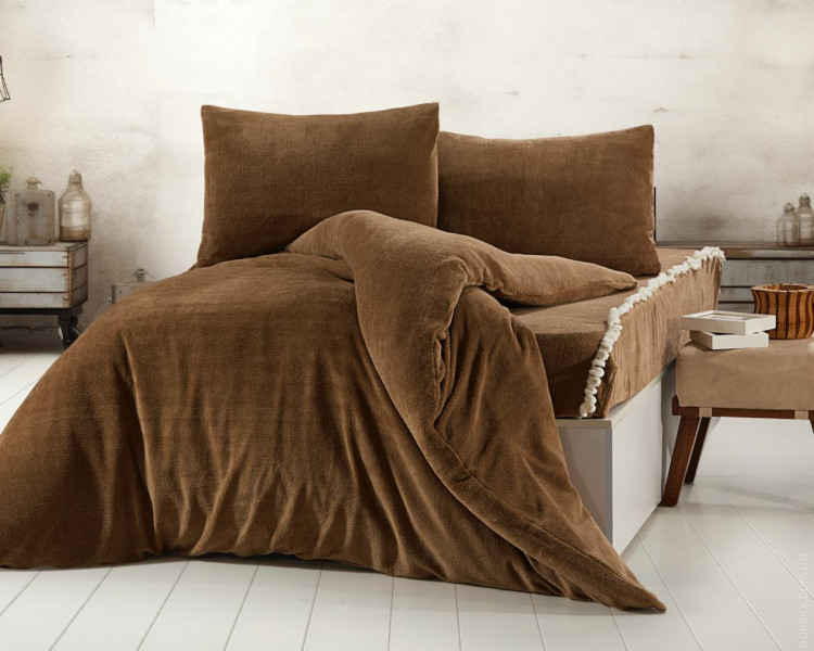 Велюровое постельное белье More Soft коричневое евро