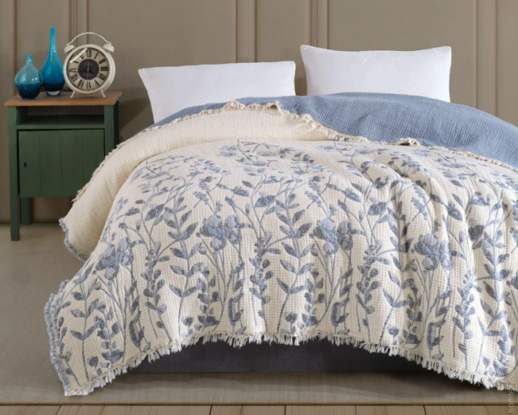 Муслиновое покрывало Moss Home 230x250 см Веточки крем - синее