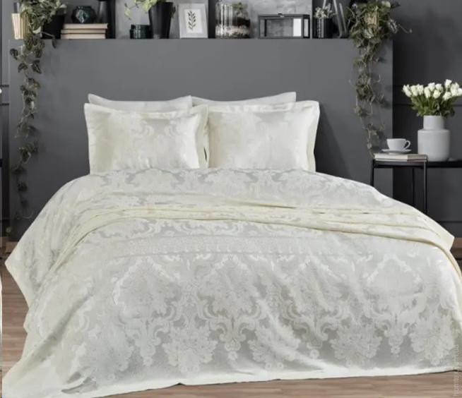 Покрывало Dantela Vita Armada cream 260x260 см с наволочками