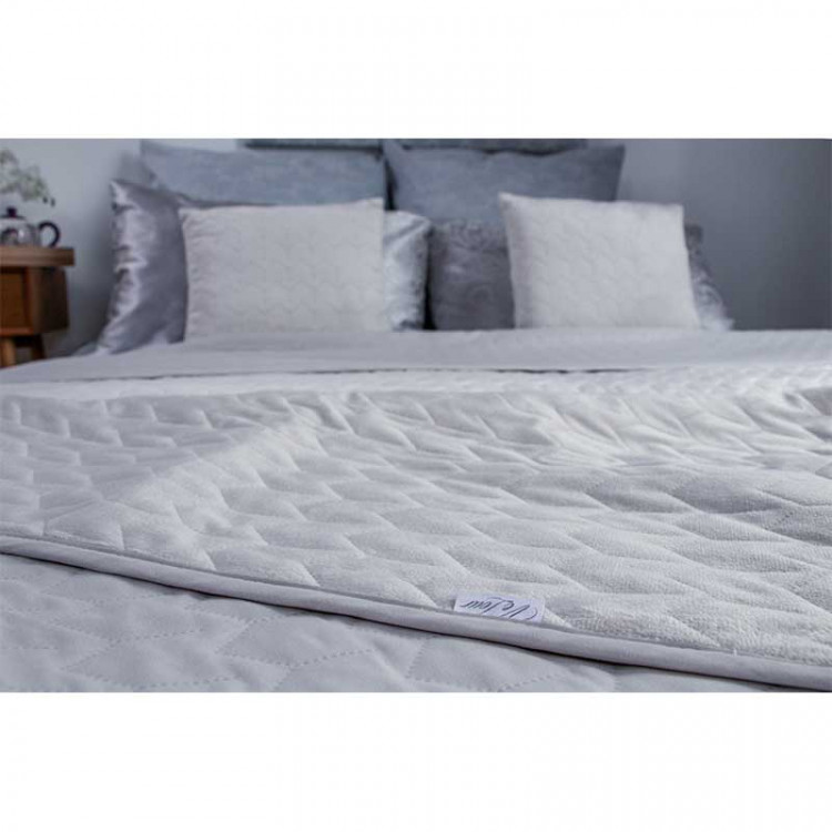 Декоративне покривало Руно VeLour 180x220 см Ice