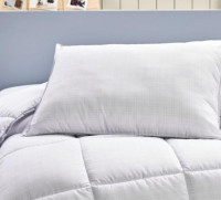 Подушка ТАС Relax 50х70 см антиаллрегенная Подушка ТАС Relax 50х70 см антиаллрегенная