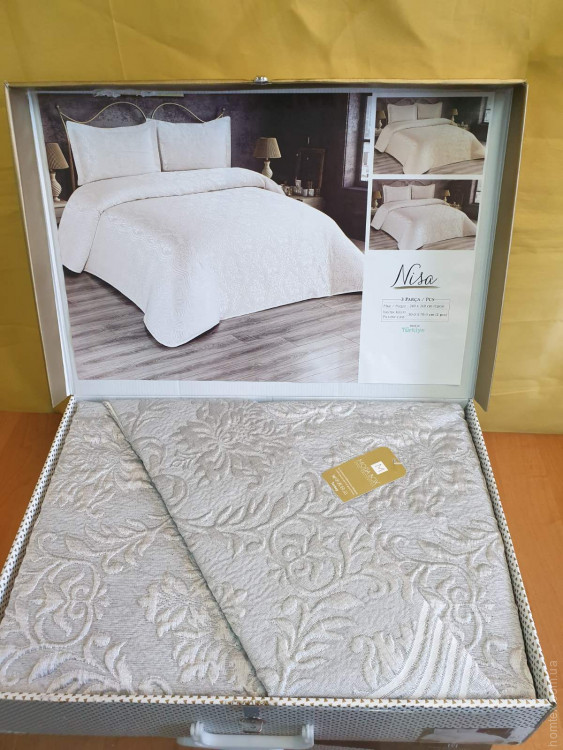 Покрывало жаккардовое Moda Box Nisa 240x260 см с наволочками серое