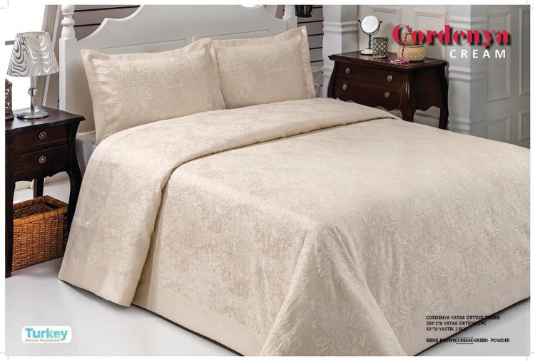 Покрывало жаккардовое IssiHome Cordenya cream 240x260 см