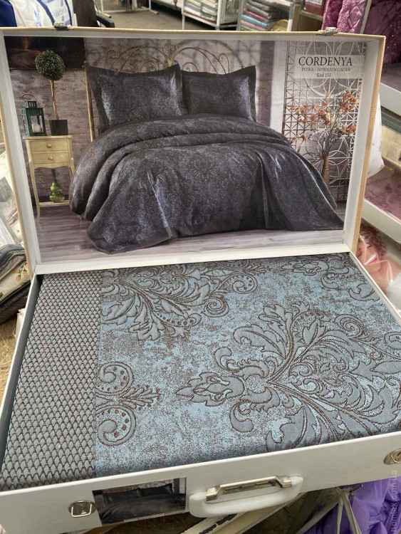 Покривало жаккардове IssiHome Cordenya petroleum 240x260 см Покривало жаккардове IssiHome Cordenya petroleum 240x260 см