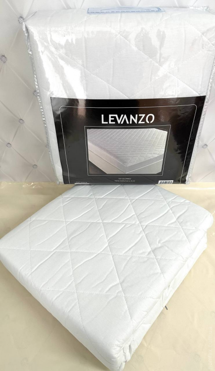 Наматрацник непромокальний бавовняний Levanzo 160x200 см на резинці по периметру Наматрацник непромокальний бавовняний Levanzo 160x200 см на резинці по периметру